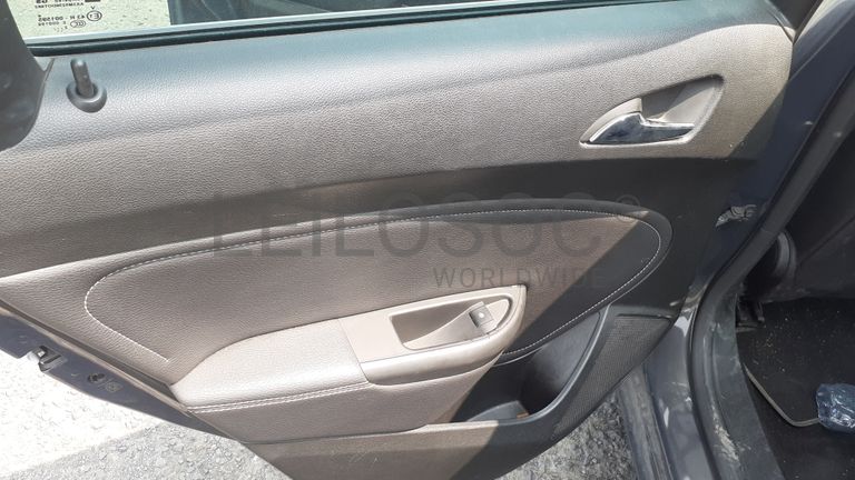 Opel Astra Cosmo Sports Tourer 1.7Cdti