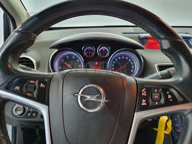 Opel Meriva · Ano 2012