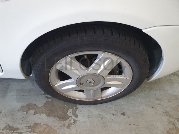 Renault Clio · Ano 2005