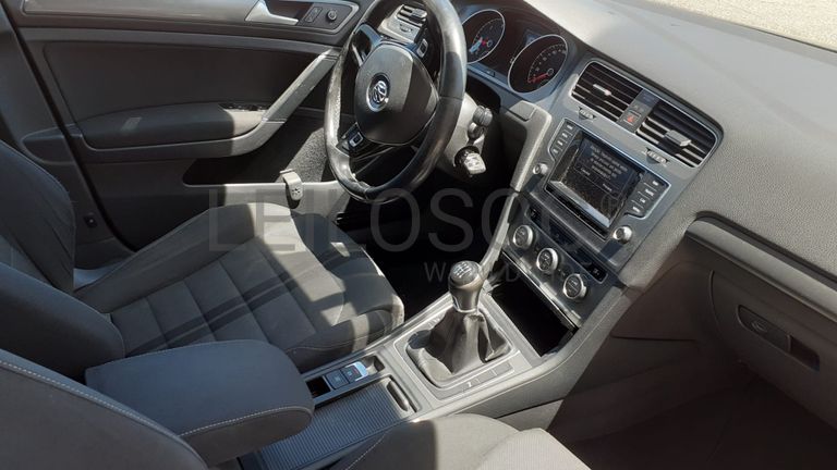 Volkswagen Golf TDI · Ano 2013
