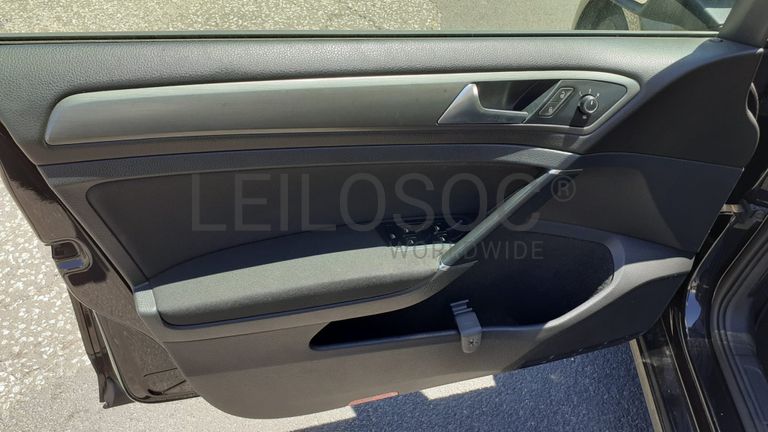 Volkswagen Golf TDI · Ano 2013