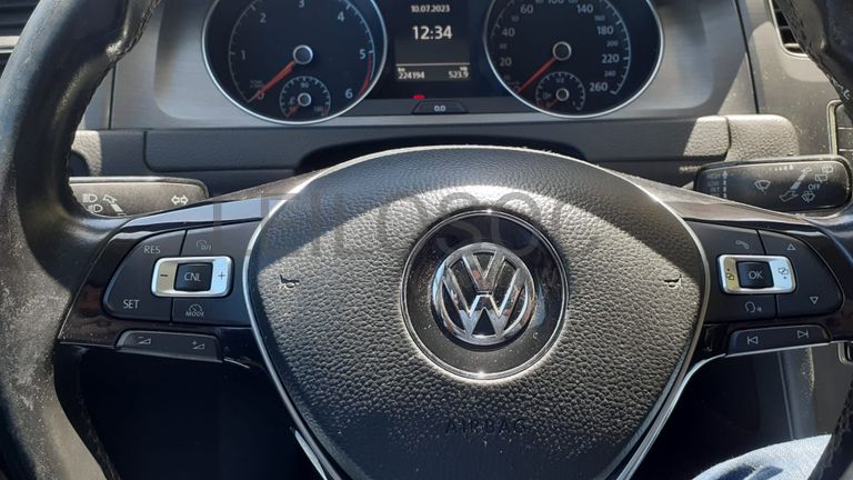 Volkswagen Golf TDI · Ano 2013