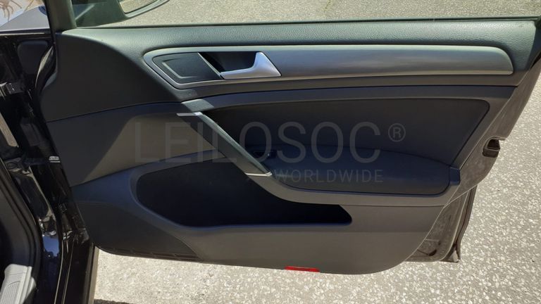 Volkswagen Golf TDI · Ano 2013