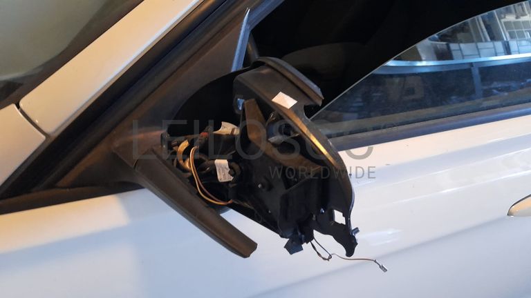 BMW 318D · Ano 2015