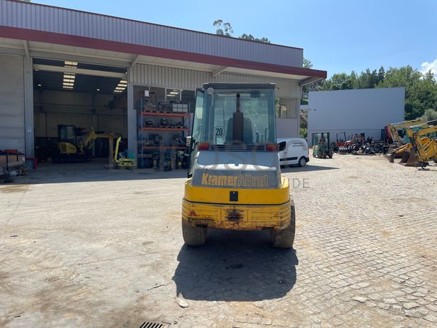 Pá Carregadora Kramer