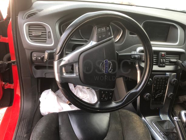 Volvo V40 · Ano 2014