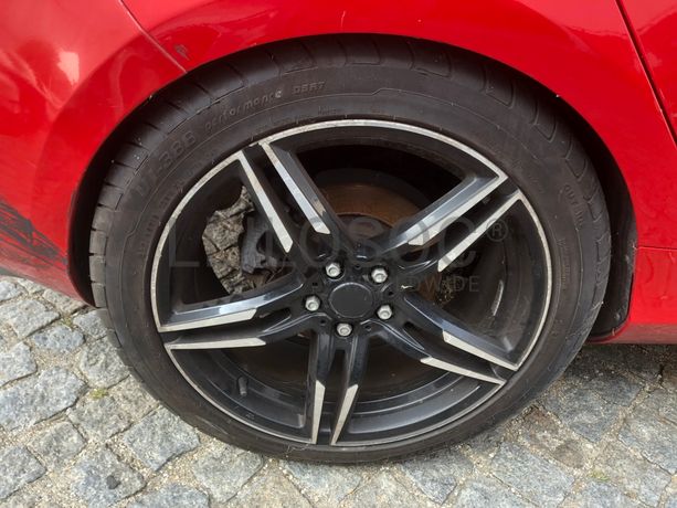 Volvo V40 · Ano 2014