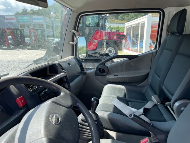 Nissan Cabstar 35.12 com Cesta Elevatória · Ano 2014