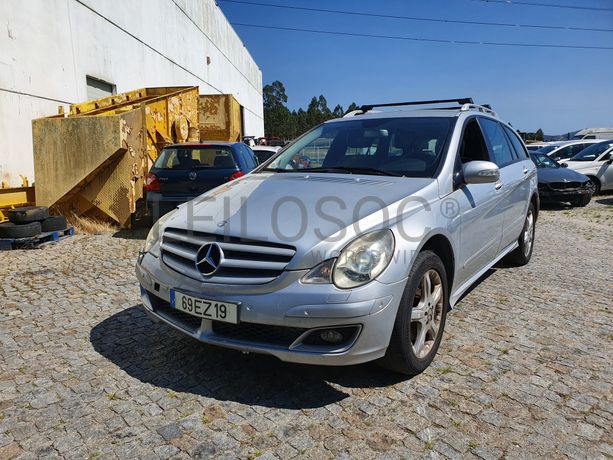 Mercedes-Benz R320 · Ano 2007