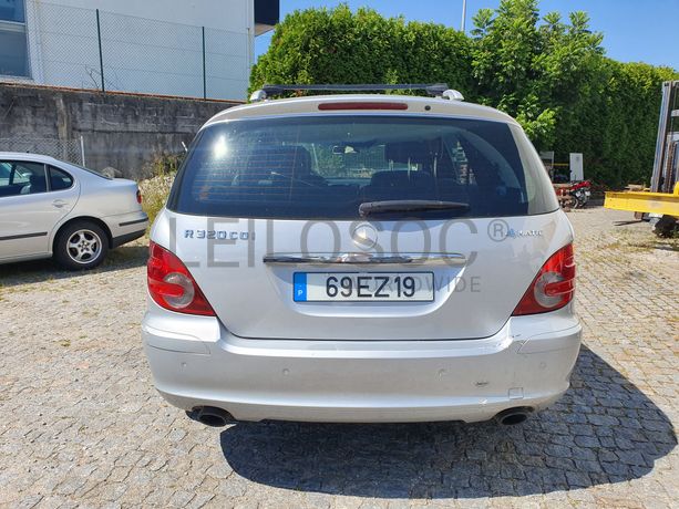 Mercedes-Benz R320 · Ano 2007