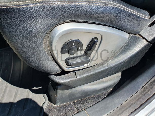 Mercedes-Benz R320 · Ano 2007