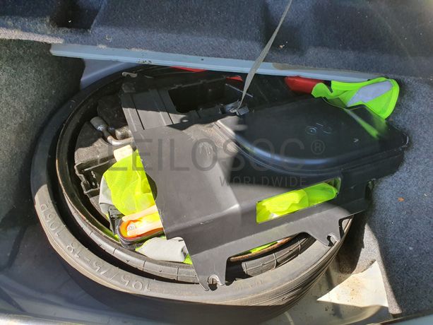 Mercedes-Benz R320 · Ano 2007