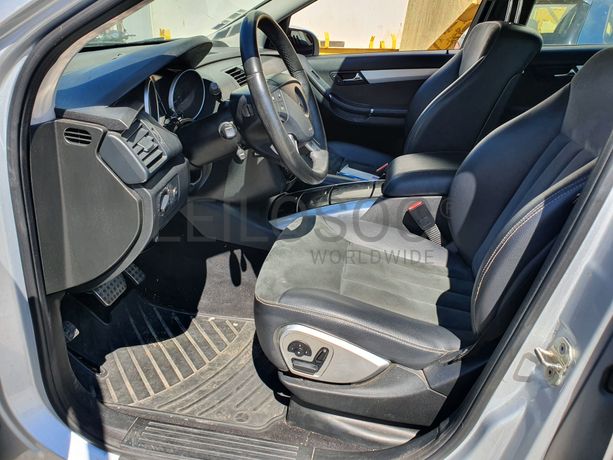 Mercedes-Benz R320 · Ano 2007