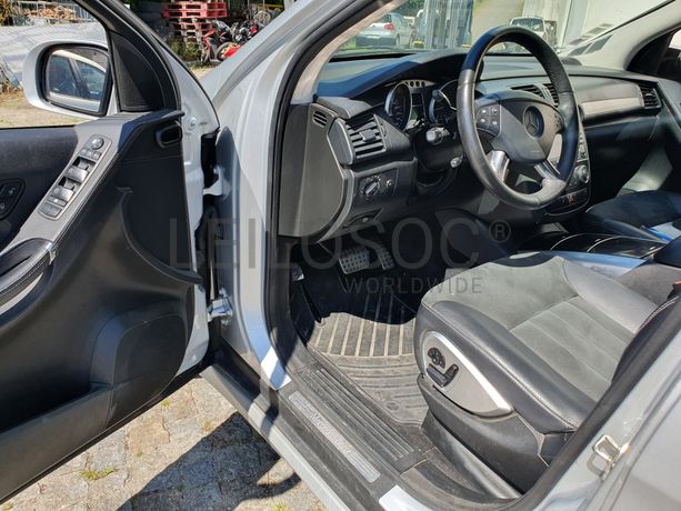 Mercedes-Benz R320 · Ano 2007