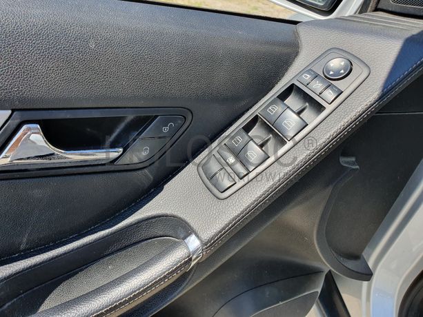 Mercedes-Benz R320 · Ano 2007