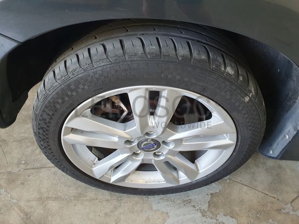 Volvo V60 · Ano 2013