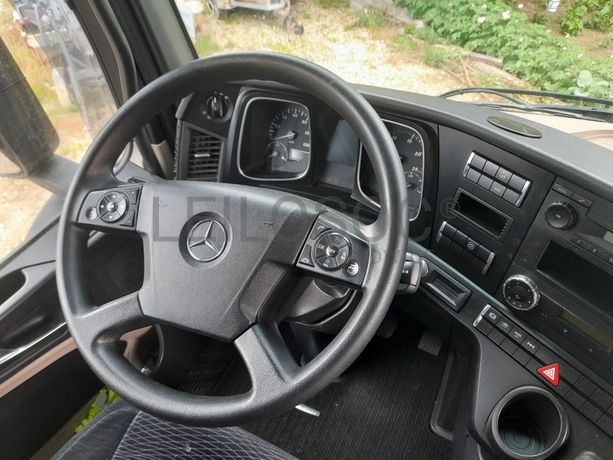 Mercedes-Benz Actros 1845