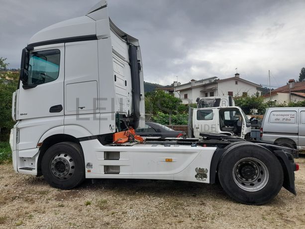 Mercedes-Benz Actros 1845