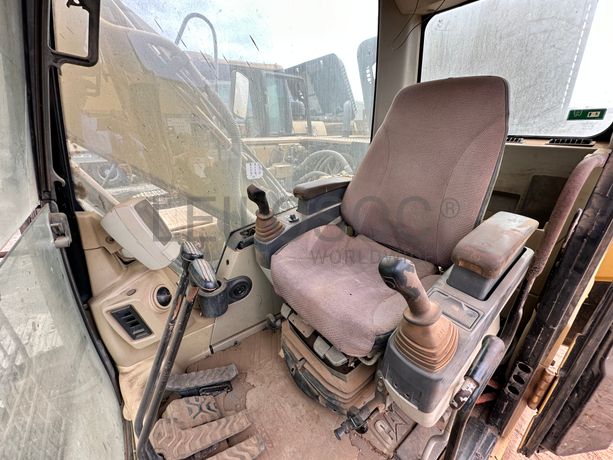 Escavadora CATERPILLAR 312 C