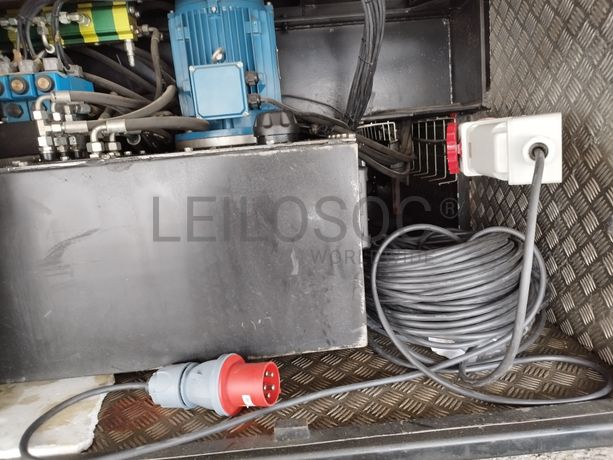 Semirreboque Palco · Ano 2004