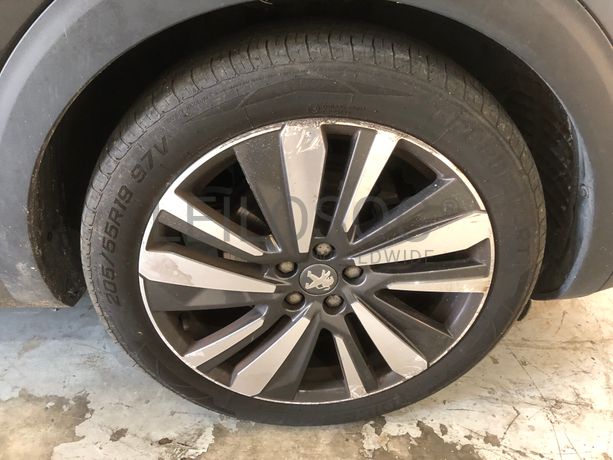 Peugeot 3008 1.6 HDI · Ano 2016