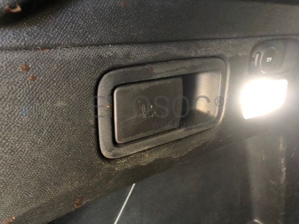 Peugeot 3008 1.6 HDI · Ano 2016