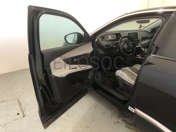 Peugeot 3008 1.6 HDI · Ano 2016