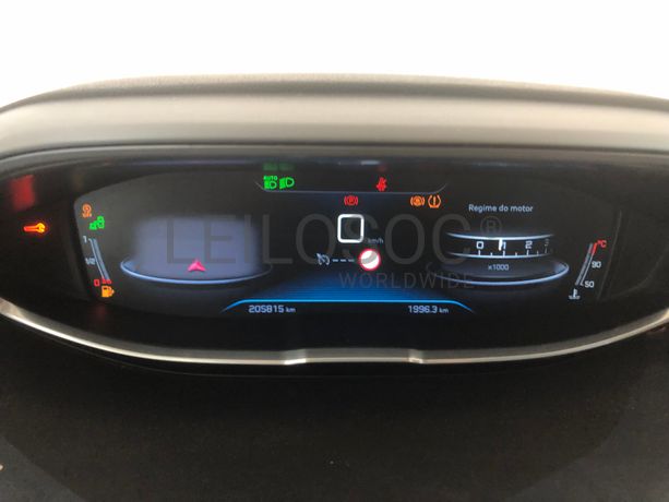 Peugeot 3008 1.6 HDI · Ano 2016