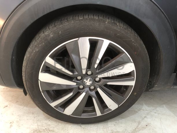 Peugeot 3008 1.6 HDI · Ano 2016