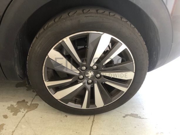 Peugeot 3008 1.6 HDI · Ano 2016