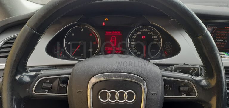 Audi A4 2.0 TDI · Ano 2011