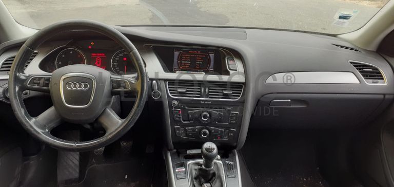 Audi A4 2.0 TDI · Ano 2011