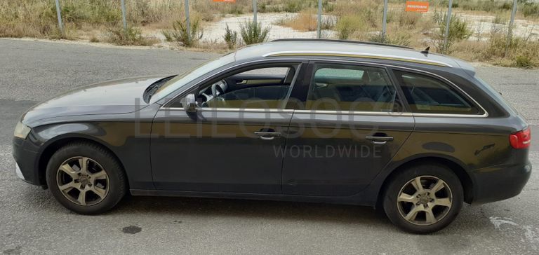 Audi A4 2.0 TDI · Ano 2011