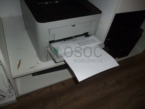 Loja + Vestuário de bebé + Mobiliário Diverso + Marca