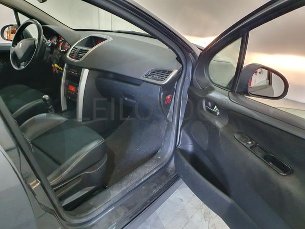 Peugeot 207 SW · Ano 2008
