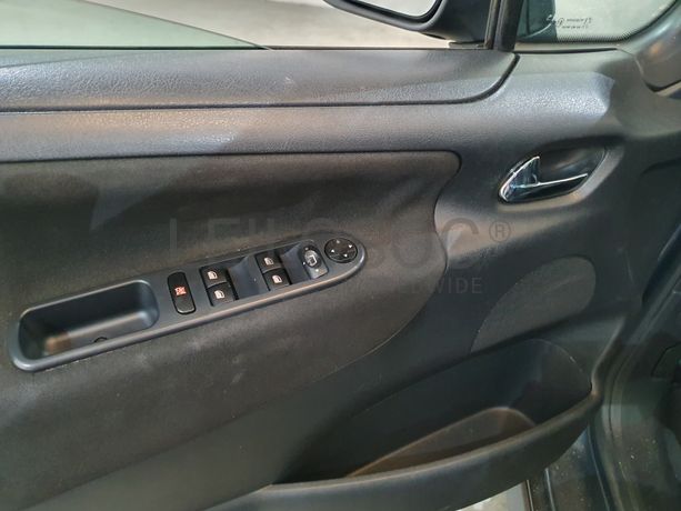 Peugeot 207 SW · Ano 2008