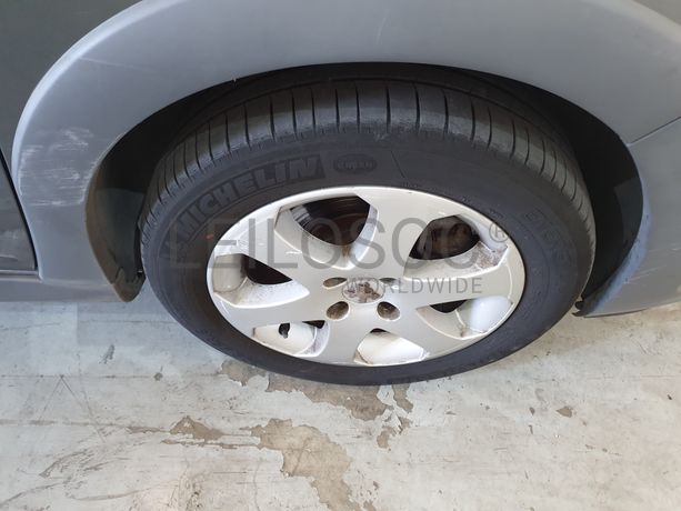 Peugeot 207 SW · Ano 2008