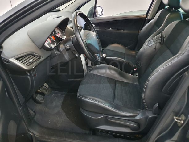 Peugeot 207 SW · Ano 2008