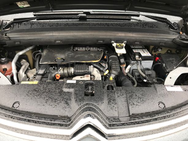 Citroën C4 Grand Picasso 1.6 Blue HDI · Ano 2016