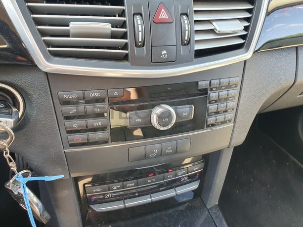 Mercedes-Benz E250 · Ano 2010