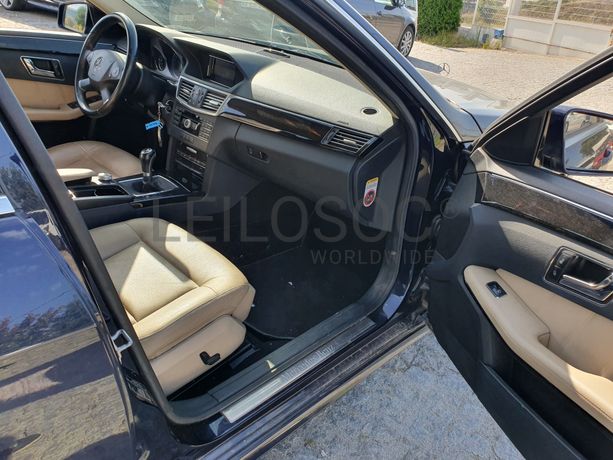 Mercedes-Benz E250 · Ano 2010