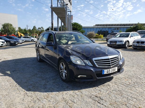 Mercedes-Benz E250 · Ano 2010