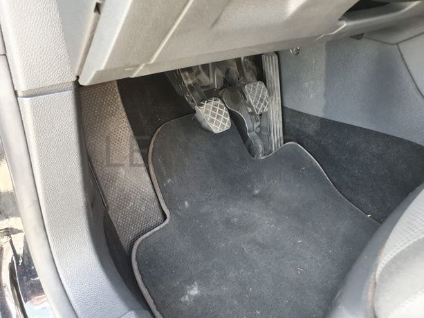 Volkswagen Golf Variant 1.9 TDI · Ano 2007