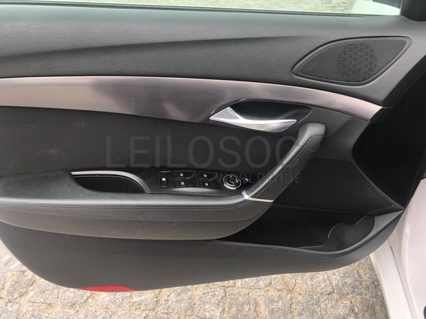 Hyundai i40 CRDI · Ano 2013