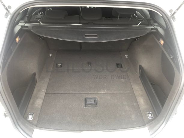 Hyundai i40 CRDI · Ano 2013