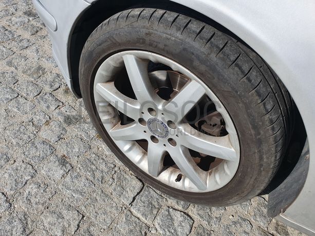 Mercedes-Benz C220 · Ano 2003