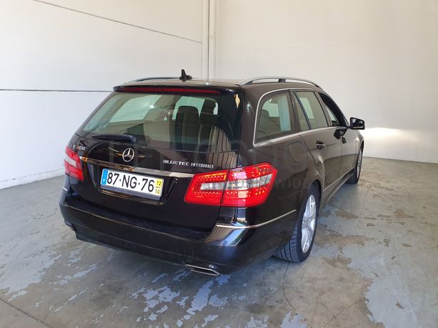 Mercedes-Benz E300 Hybrid · Ano 2012