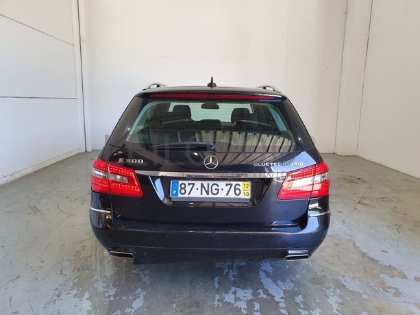 Mercedes-Benz E300 Hybrid · Ano 2012