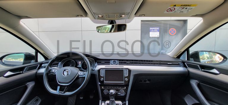 Volkswagen Passat 2.0TDI  · Ano 2015