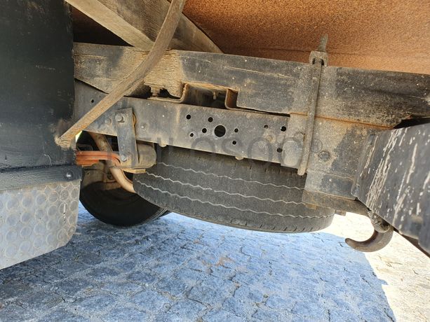 Toyota Dyna 150 · Ano 2001